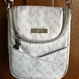 Ju-Ju-Be Silver Patterned Crossbody Bag